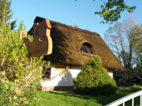 Reetdach Ferienhaus nahe Ostseebad Kühlungsborn